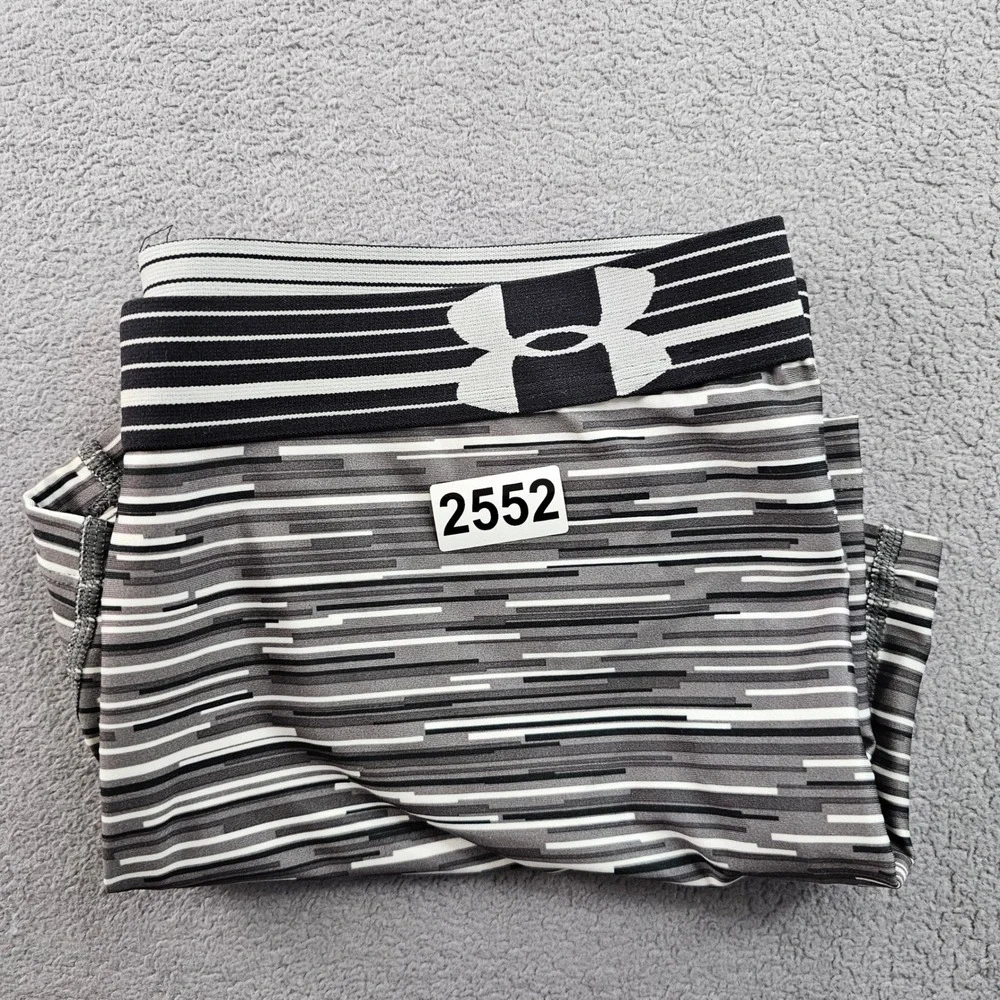 Under Armour HeatGear Compression Shorts Women's L Gray White Striped Athletic‎